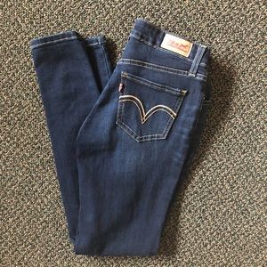 535 Levi Super Skinny Jeans (27x30)